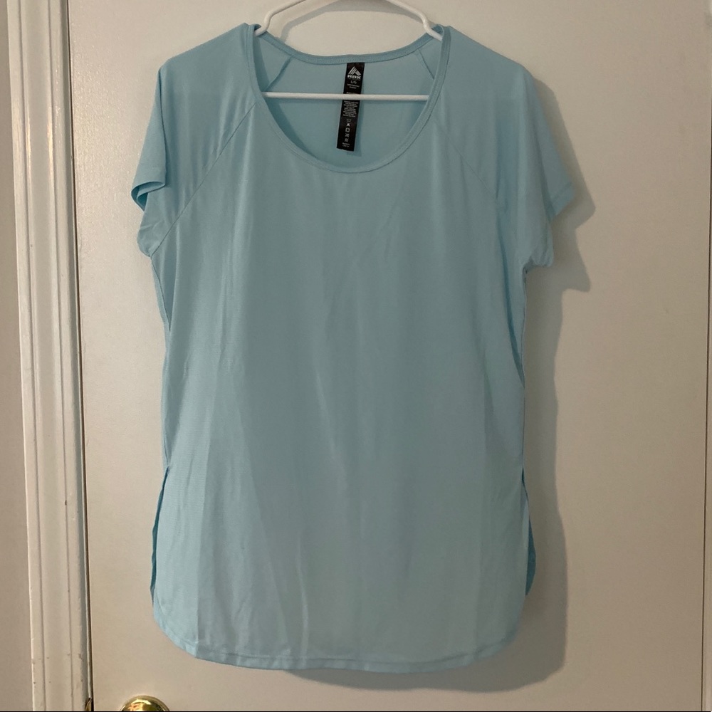 Reebok athletic/workout top!